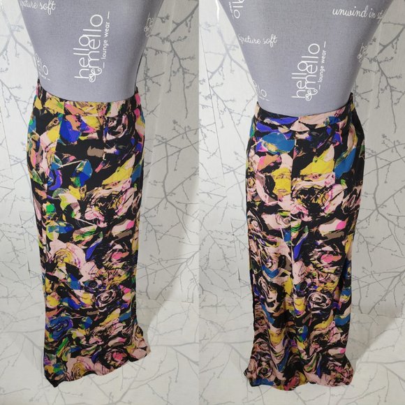 ASTR Abstract Floral Printed Side Slit Maxi Skirt - Picture 2 of 3